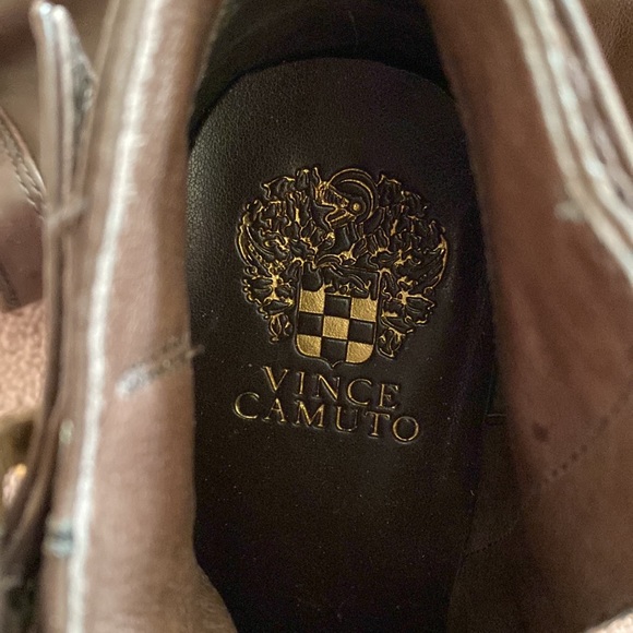 Worn only indoors a few times. In very good like new condition.👠 - Picture 7 of 7